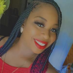 Meet your Posher, Cierra